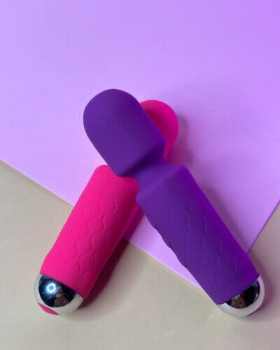 A Varinha Mágica é simplesmente perfeita para ser o seu primeiro toy e explorar todas as zonas erógenas do seu corpo! 
